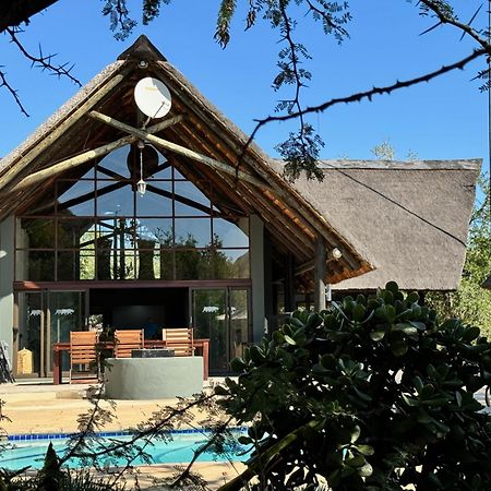 Pangolin Game Lodge - Self Catering, Incl 2 Game Drives Per Day Matlhagame Kültér fotó