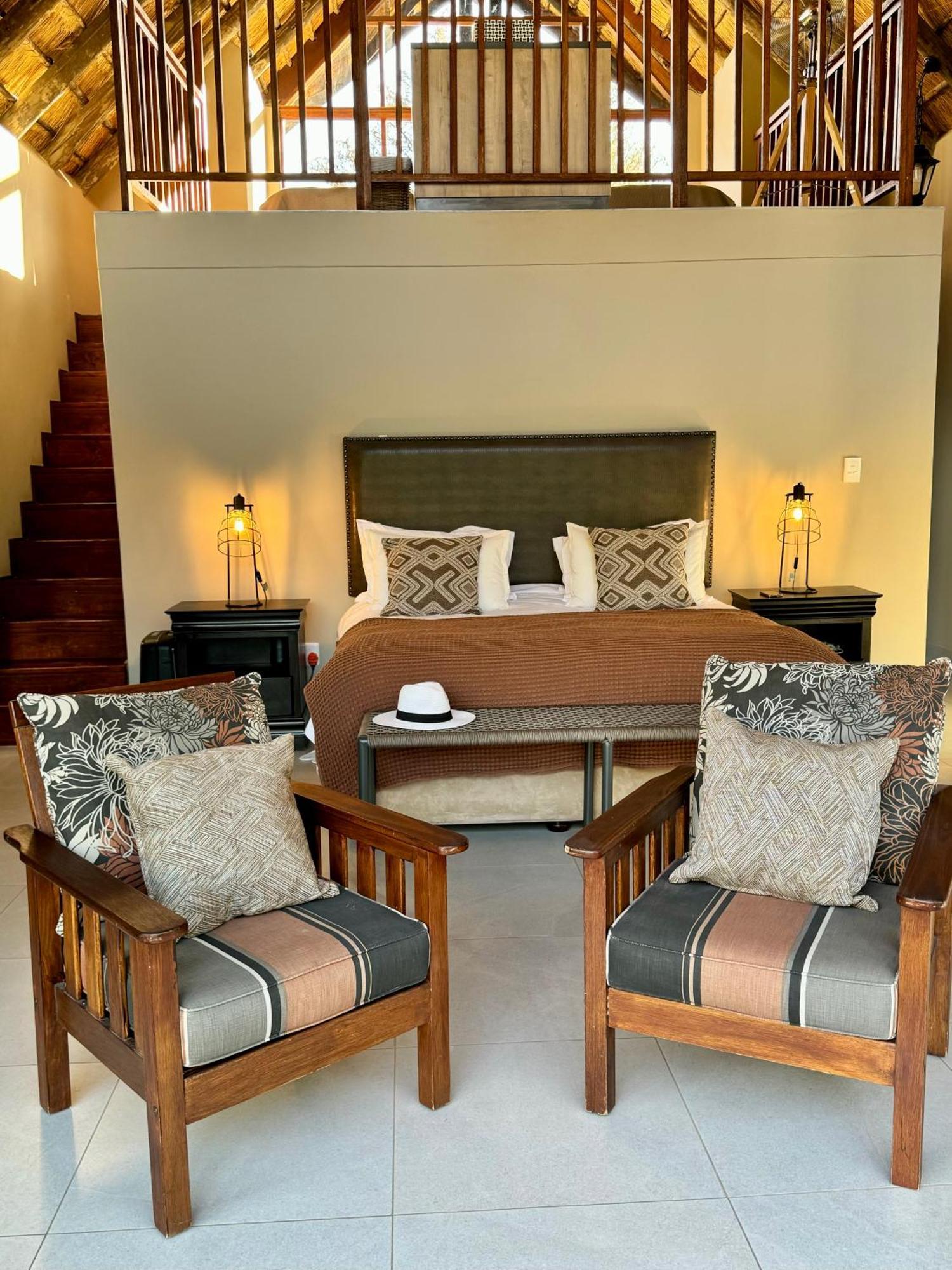Pangolin Game Lodge - Self Catering, Incl 2 Game Drives Per Day Matlhagame Kültér fotó