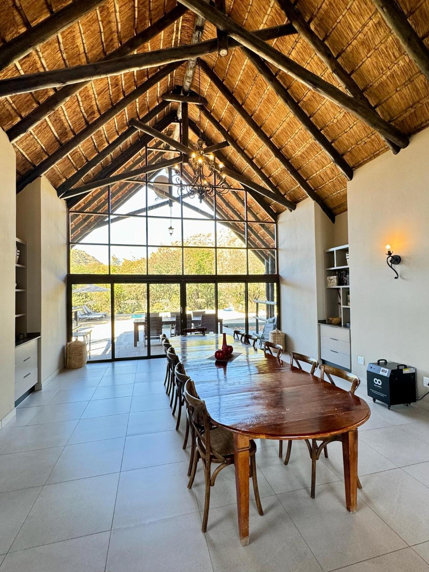 Pangolin Game Lodge - Self Catering, Incl 2 Game Drives Per Day Matlhagame Kültér fotó