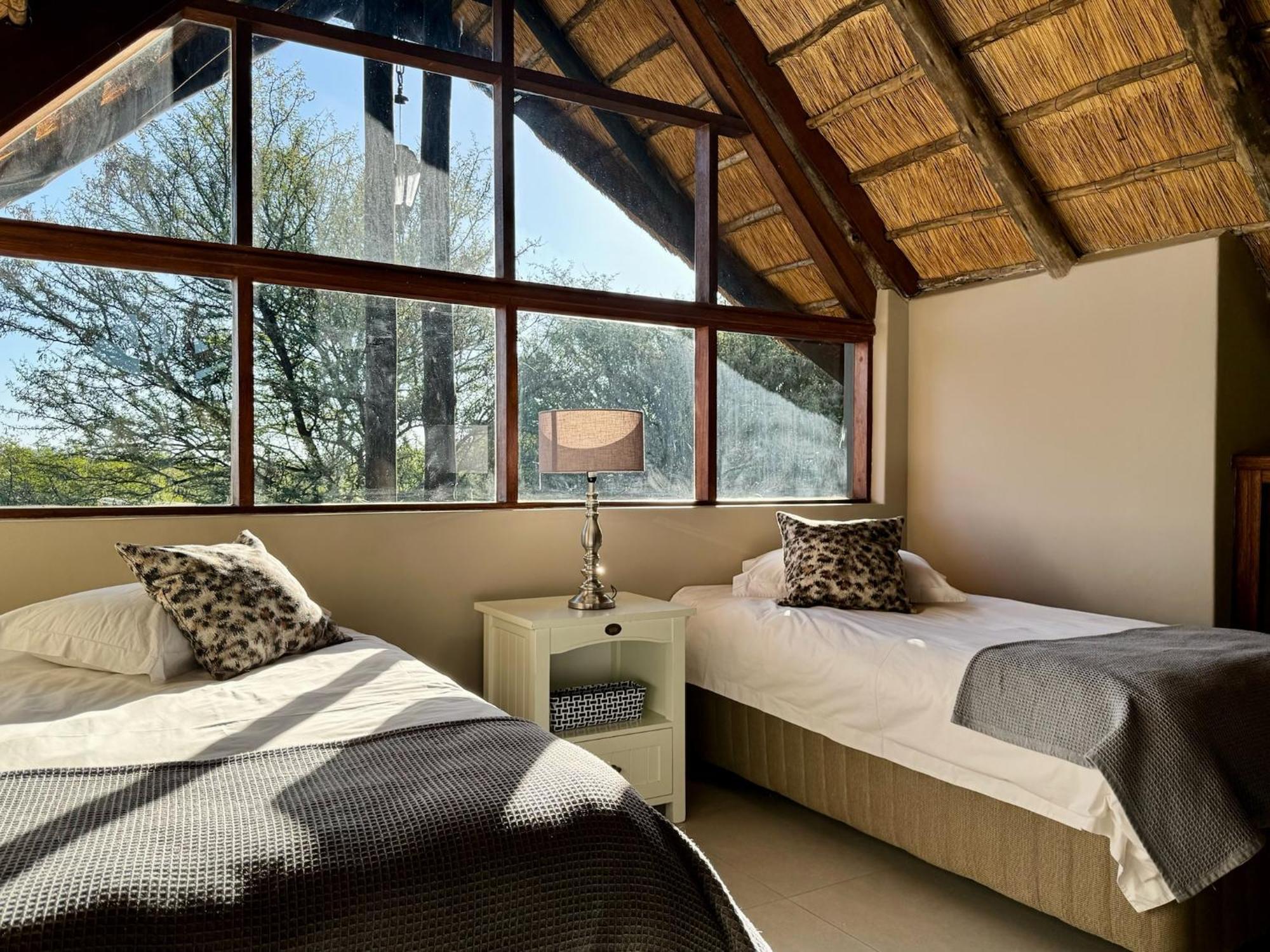 Pangolin Game Lodge - Self Catering, Incl 2 Game Drives Per Day Matlhagame Kültér fotó