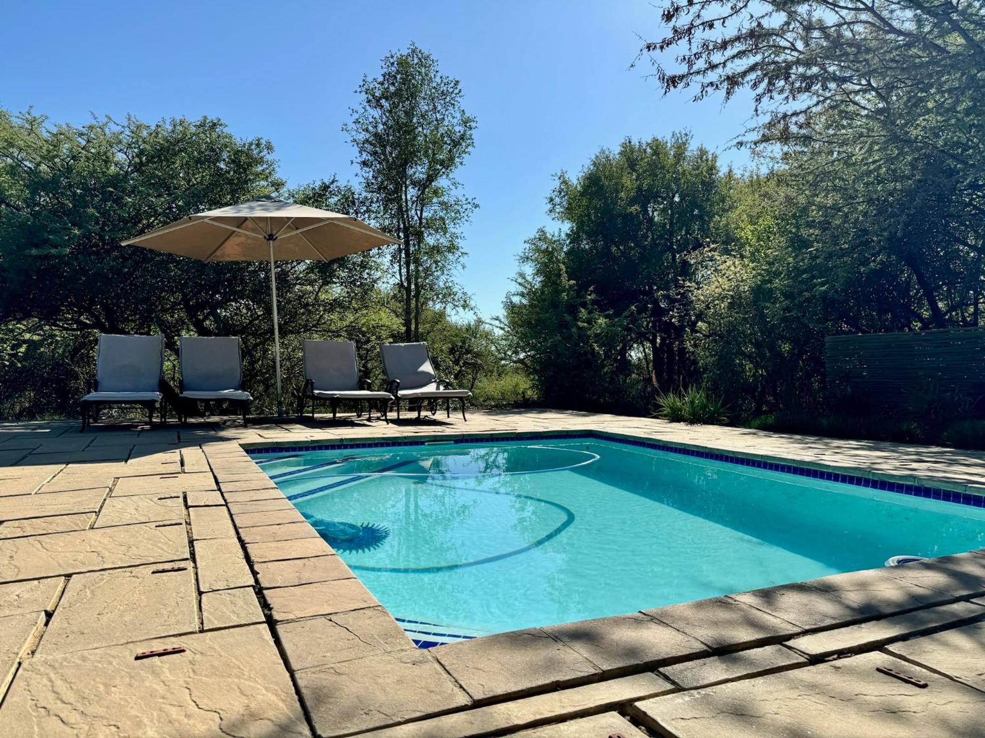 Pangolin Game Lodge - Self Catering, Incl 2 Game Drives Per Day Matlhagame Kültér fotó
